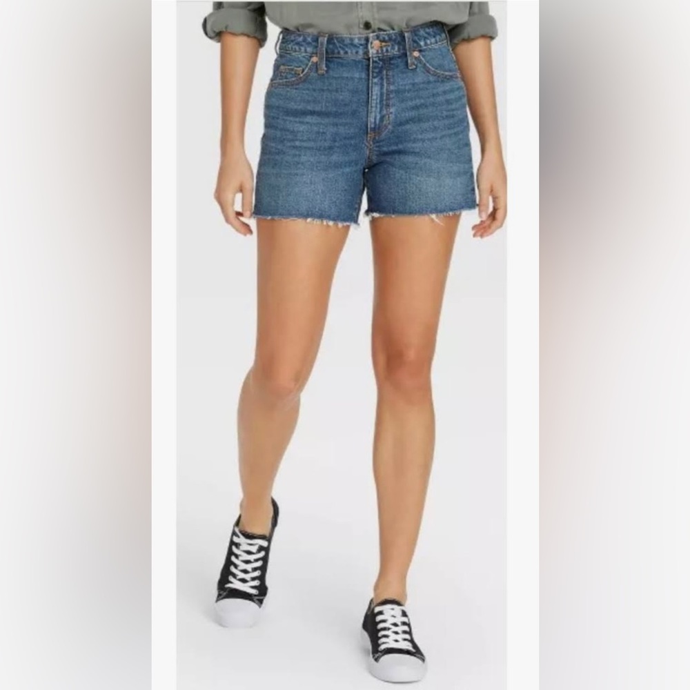 Universal Thread Vintage MIDI short